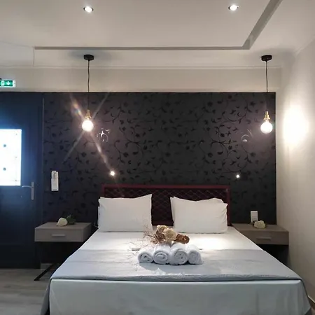 Don Kostangelo ニキアナ