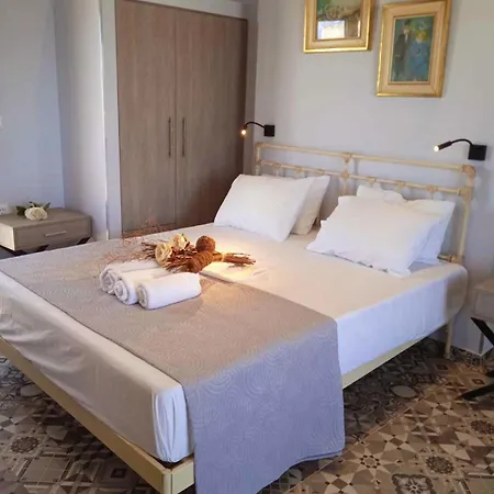 ゲストハウス Don Kostangelo ニキアナ