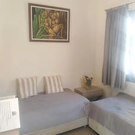 Don Kostangelo 3*