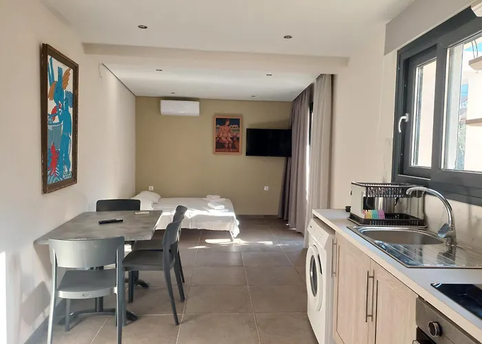 Don Kostangelo Guest house 3*